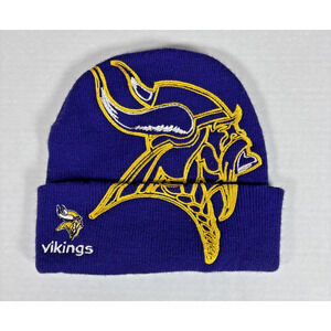 NFL Game Day Minnesota Vikings Football Purple Embroidered OS Winter Hat Beanie